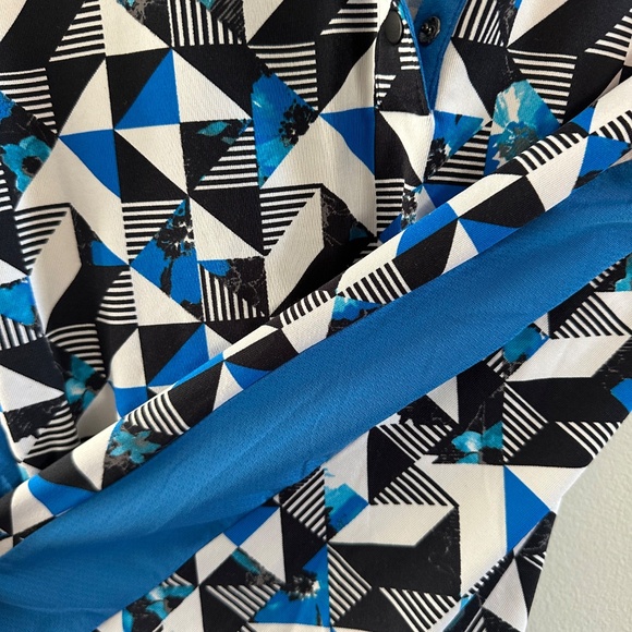 Tail Activewear Women's Short Sleeve Shirt Black Blue Small - Picture 6 of 11